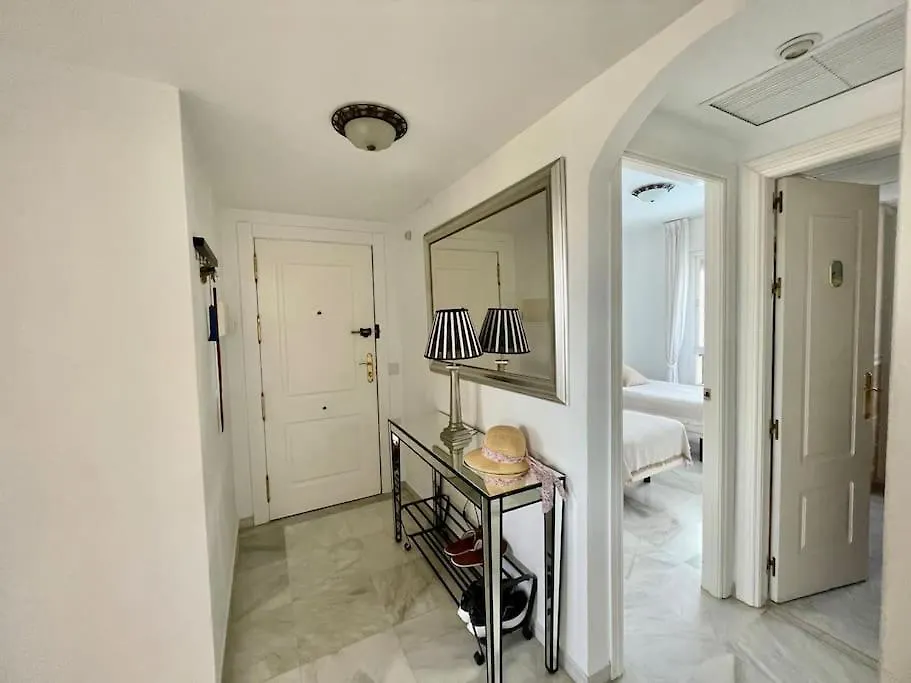 Moderno Apartamento Con Terraza Y Vista Al Mar A 5 Min Pto. Banus Marbella 0*,  Spain